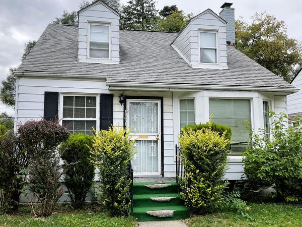 19631 Healy Street, Detroit, MI 48234