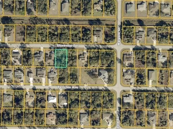 Shawnee TER , NORTH PORT, FL 34286