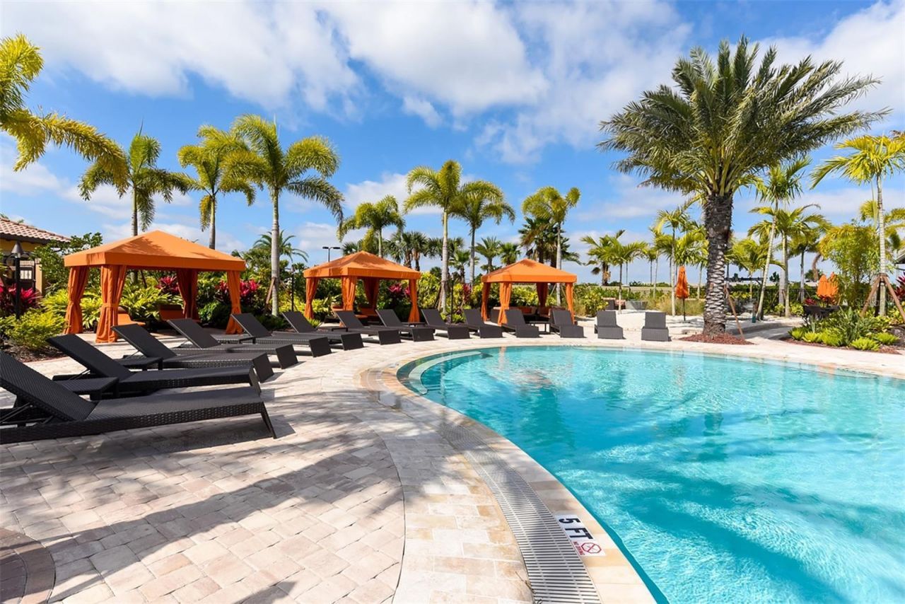 4909 Napoli Run, Lakewood Ranch, FL 34211 Photo