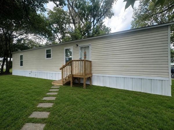 862 NE COLDWATER AVENUE , LAKE CITY, FL 32055