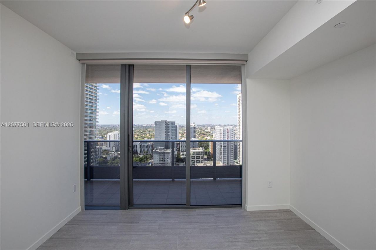 1000 Brickell Plz , Unit 2610, Miami, FL 33131 Photo