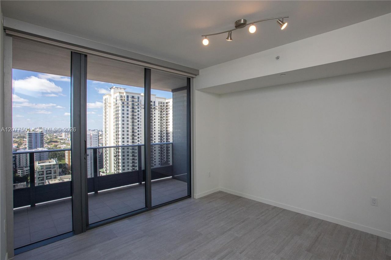 1000 Brickell Plz , Unit 2610, Miami, FL 33131 Photo