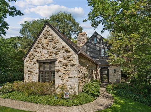 Main Photo