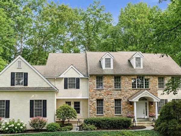 6 FOREST GLEN DRIVE , CHESTER SPRINGS, PA 19425