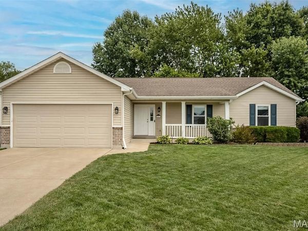 7567 Cinnamon Teal Drive, O'Fallon, MO 63368