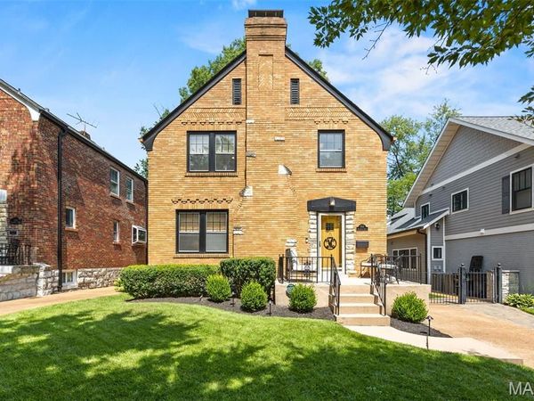 7307 Northmoor Drive, University City, MO 63105