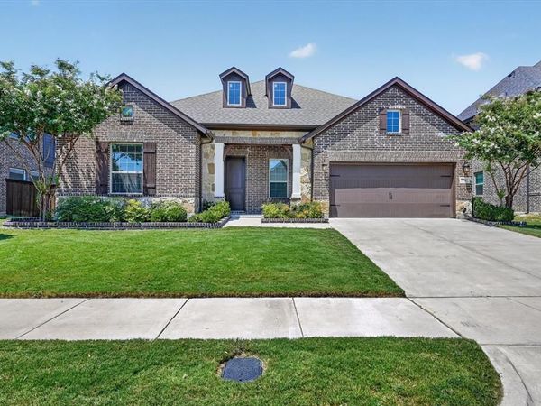 2807 Carrington Drive, Mansfield, TX 76063