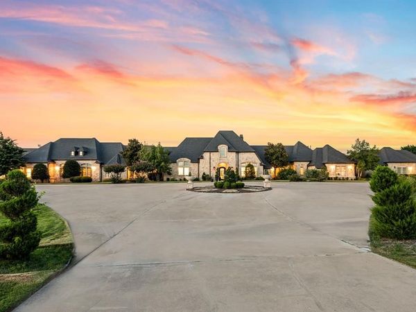 1705 Bison Meadow Lane, Heath, TX 75032