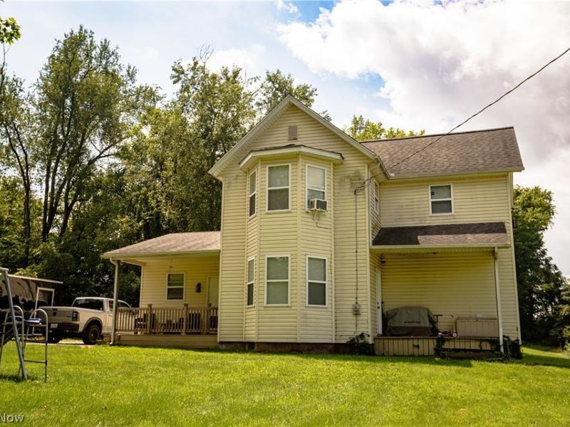 3438 Columbus Road NE, Canton, OH 44705 Photo 2