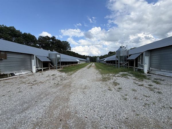 845 Louie Meeks Road , Oakland, KY 42159