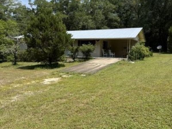 108 Neeley Avenue, DeFuniak Springs, FL 32435