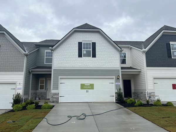 1225 Bronte Dr, Smyrna, TN 37167