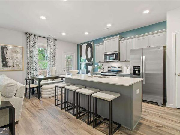 671 Treasure Drive, Stockbridge, GA 30281