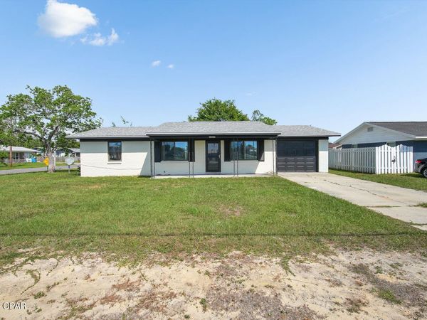 922 Everitt Avenue , Panama City, FL 32401