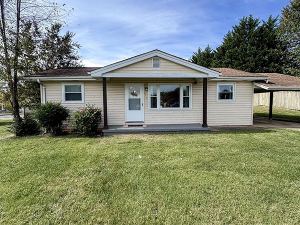 803 John Exum Parkway, Johnson City, TN 37604