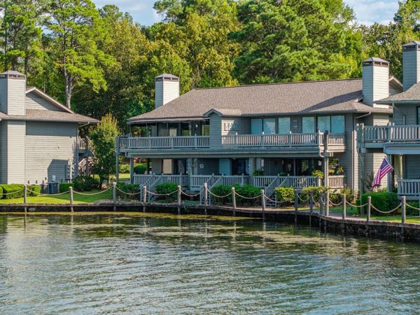 400 Farr Shores Drive, Hot Springs, AR 71913