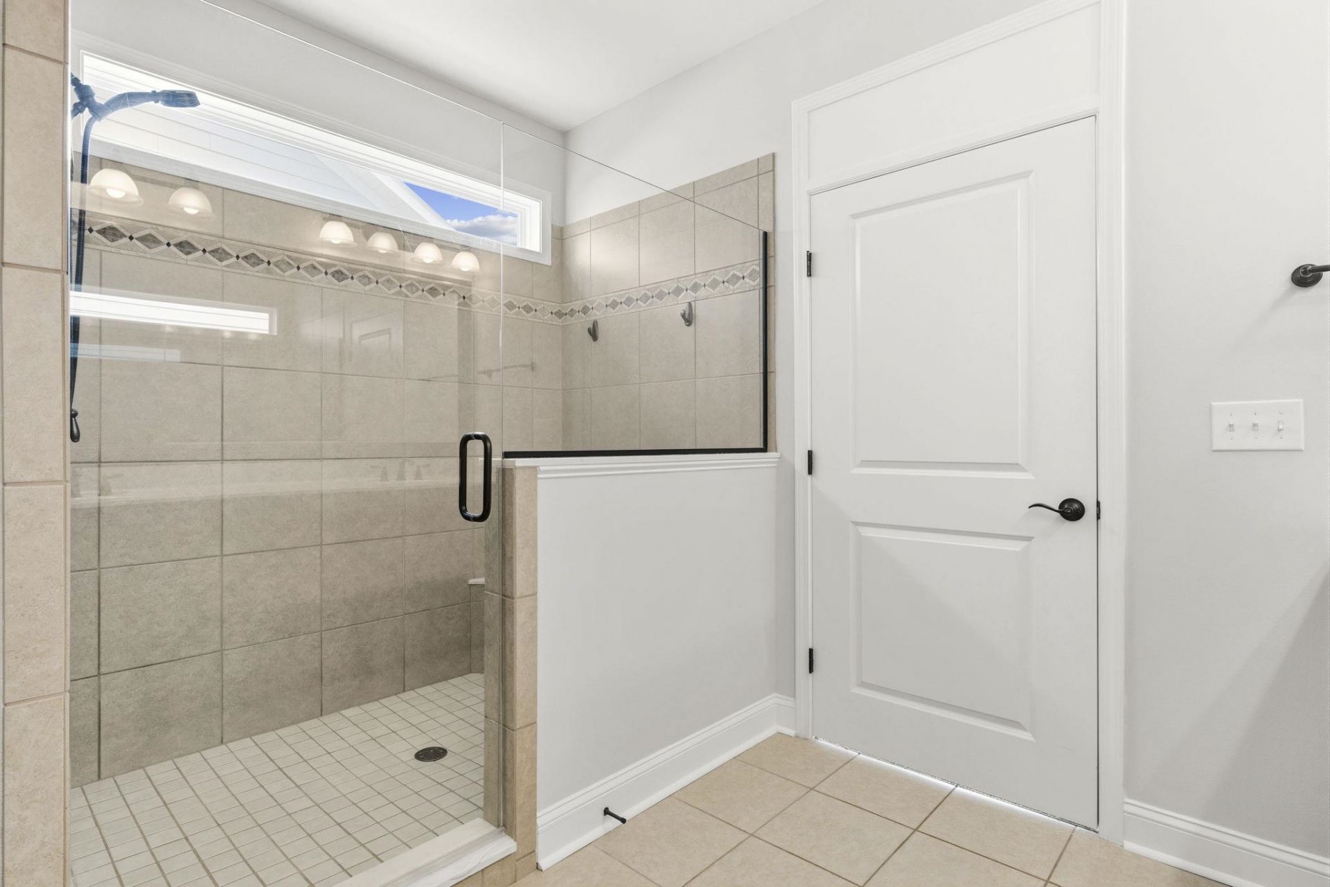 2027 Silverspring Ln.  Photo 24