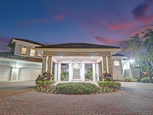 11203 NW 9th St , Plantation, FL 33325