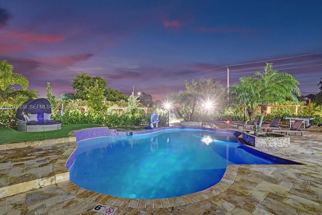 11203 NW 9th St, Plantation, FL 33325 Photo