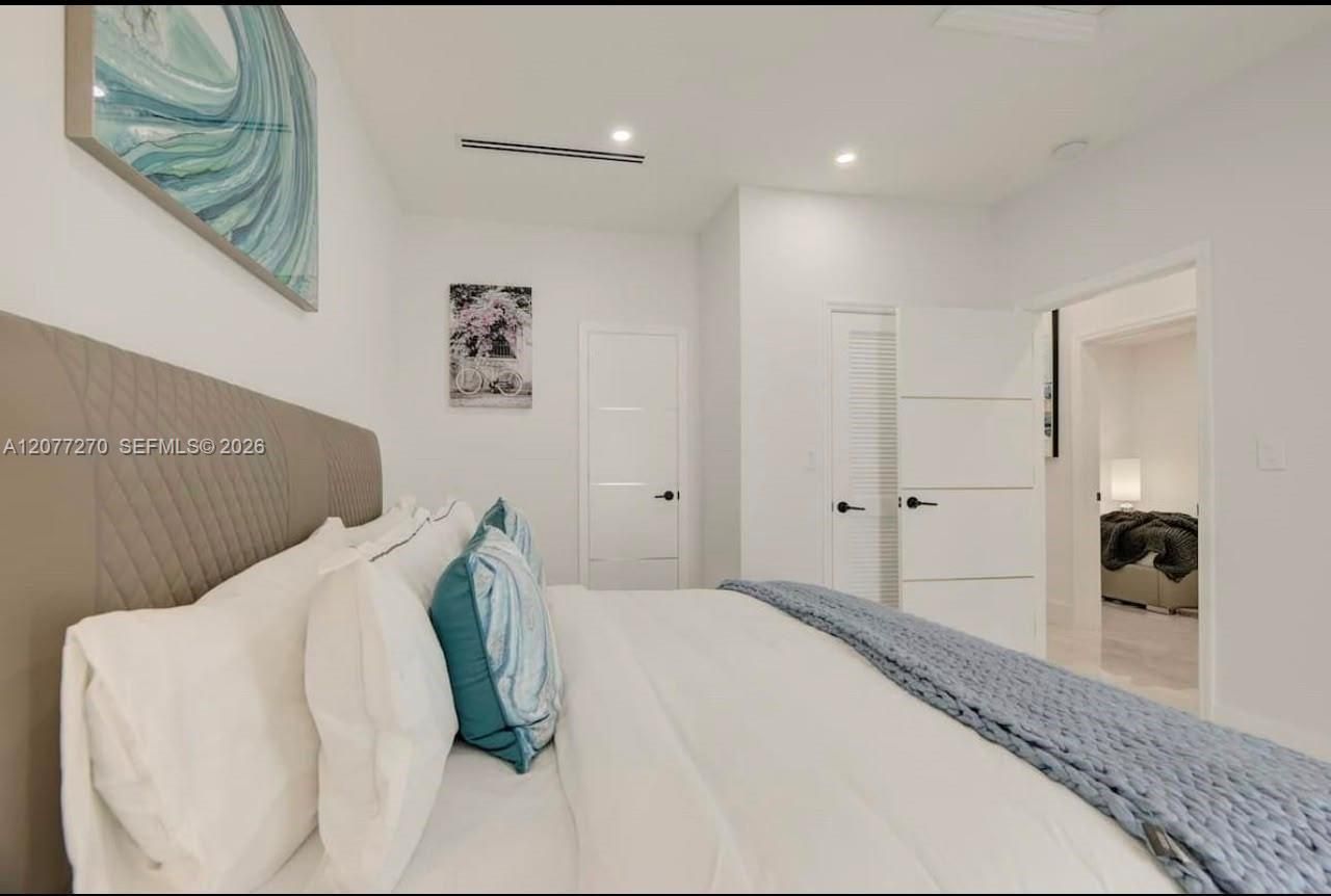 52 NE 47th St, Miami, FL 33137 Photo