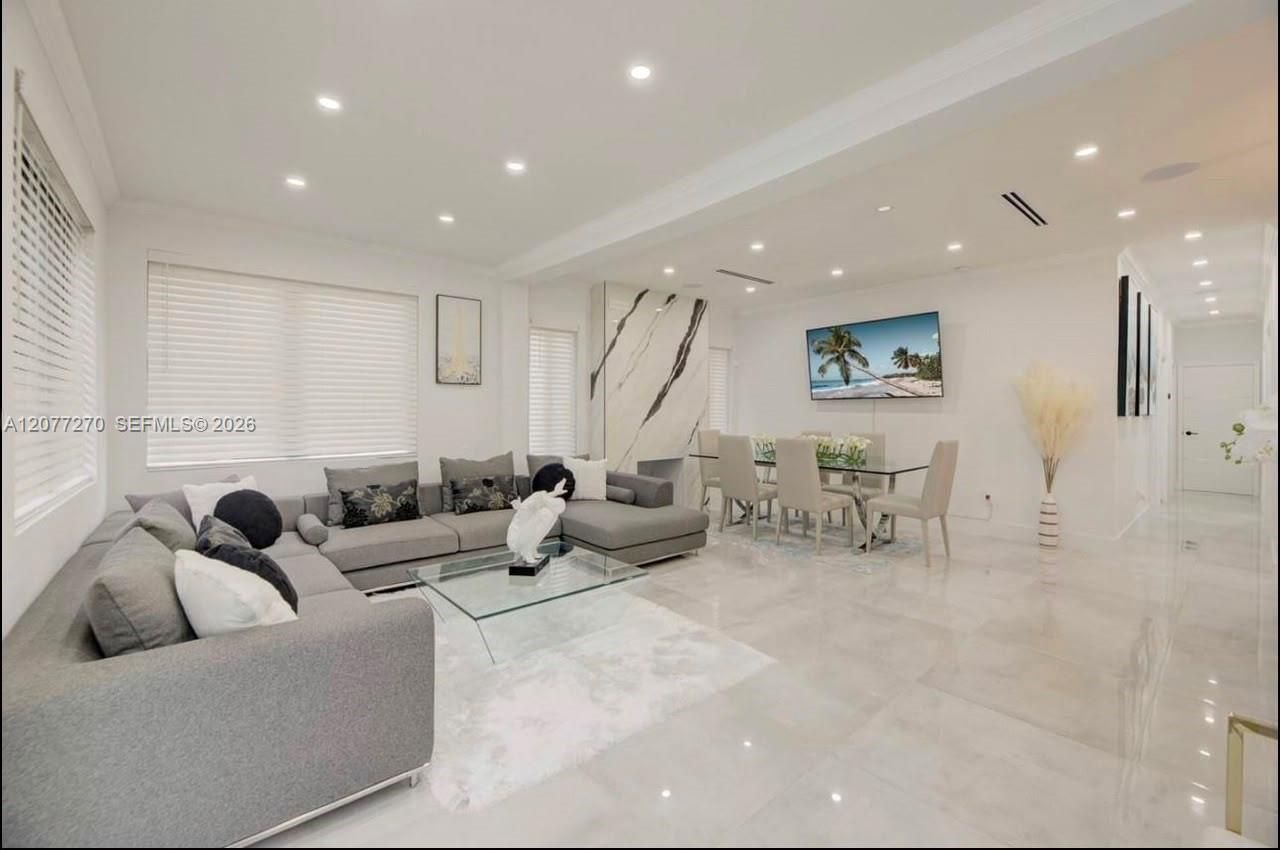 52 NE 47th St, Miami, FL 33137 Photo