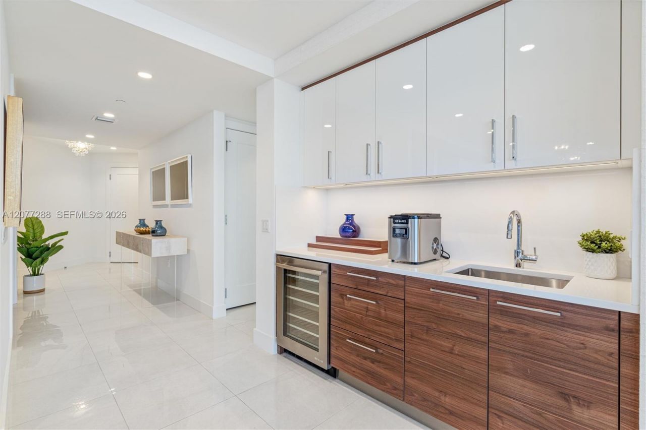 100 E Las Olas Blvd , Unit 4203, Fort Lauderdale, FL 33301 Photo
