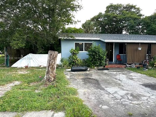 204 NW 8th Ave , Unit 2, Fort Lauderdale, FL 33311