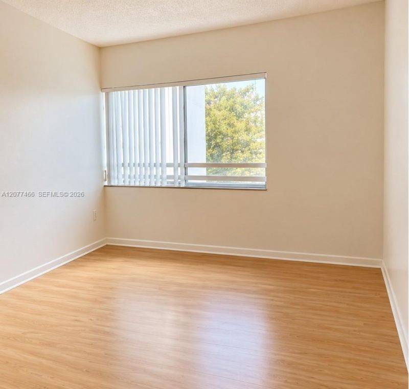 721 N Pine Island Rd, Unit 213, Plantation, FL 33324 Photo