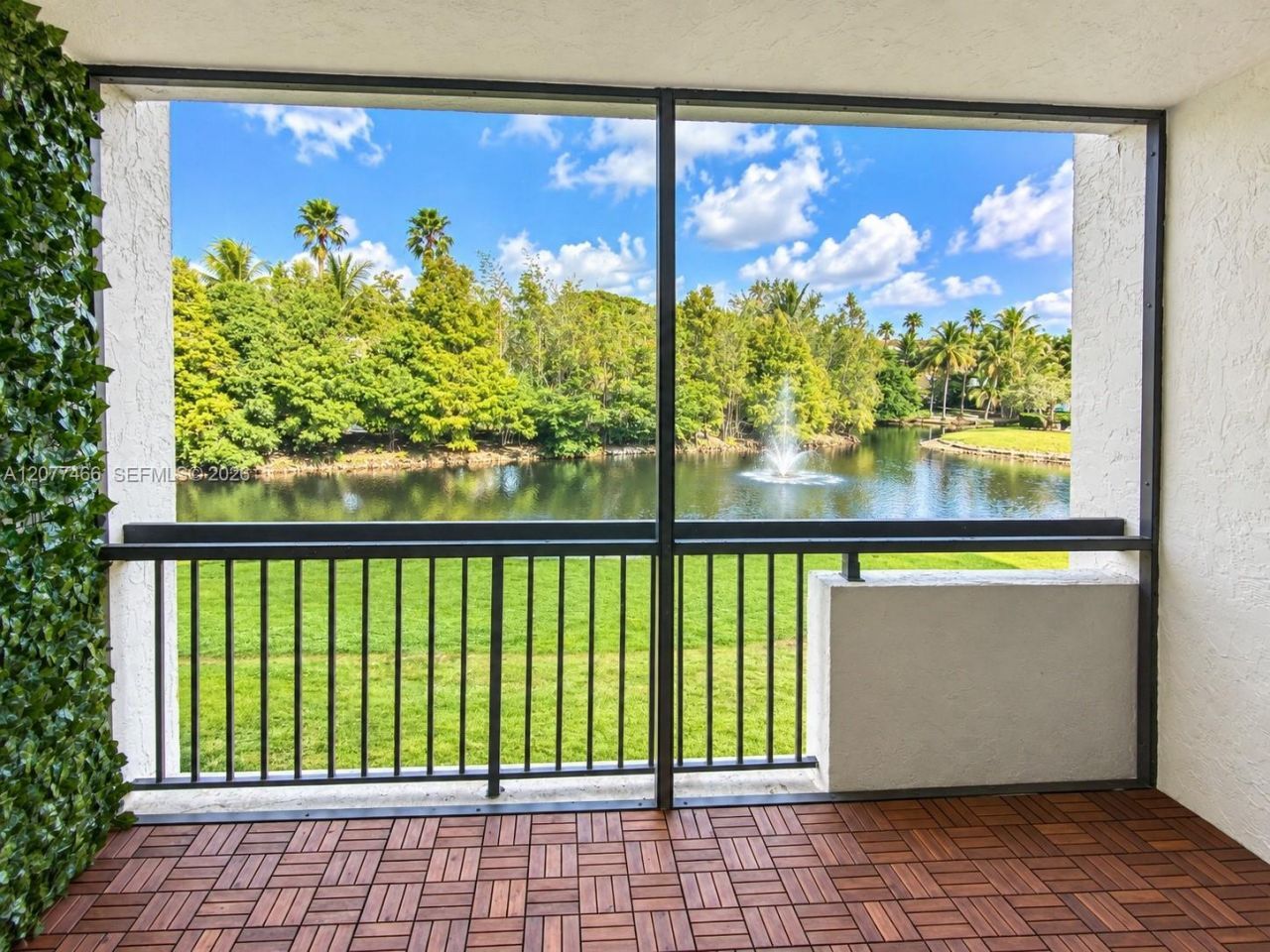 721 N Pine Island Rd, Unit 213, Plantation, FL 33324 Photo