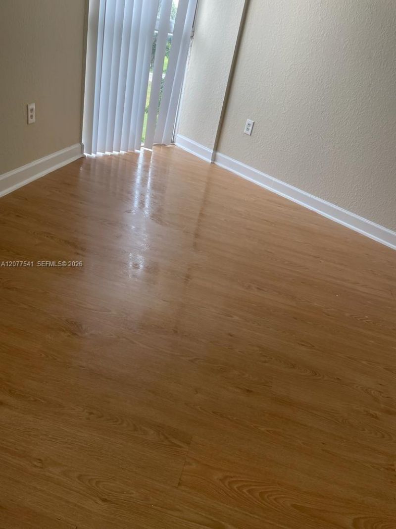 7075 NW 186th St , Unit C505, Hialeah, FL 33015 Photo