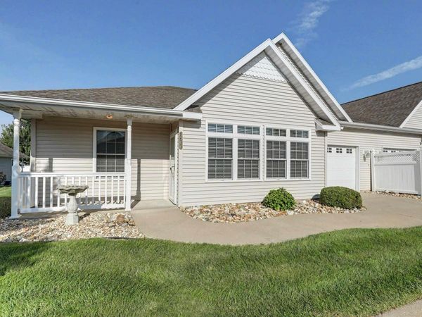 1306 Winsor Drive, Quincy, IL 62305