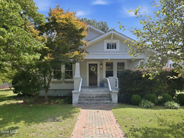 210 W Harper Street, Snow Hill, NC 28580