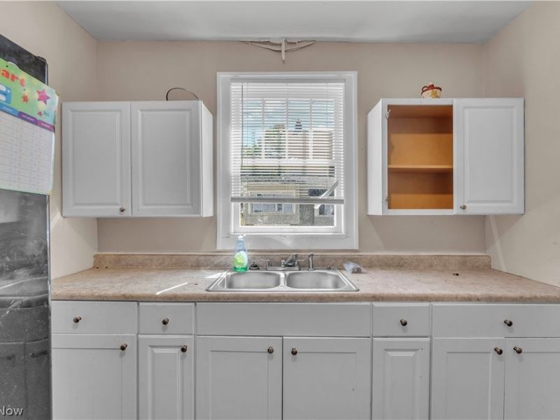 845 Dayton Street, Akron, OH 44310 Photo 10