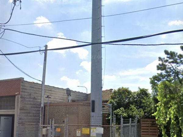 4833 W Wilson Avenue, Chicago, IL 60630