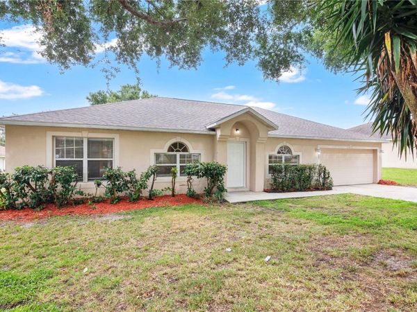 2885 WHITE MAGNOLIA LOOP , CLERMONT, FL 34711