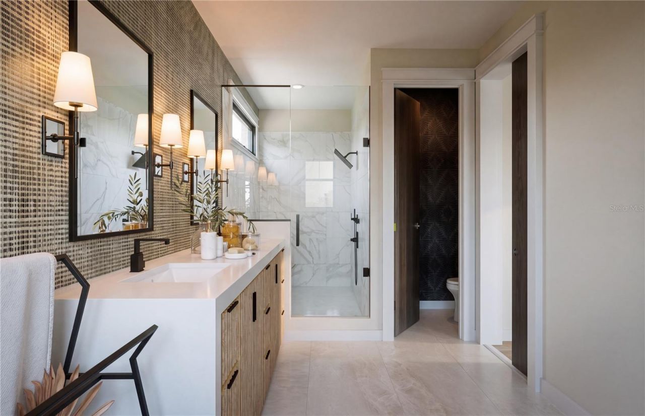 4183 Roberts Point Circle, Sarasota, FL 34242 Photo
