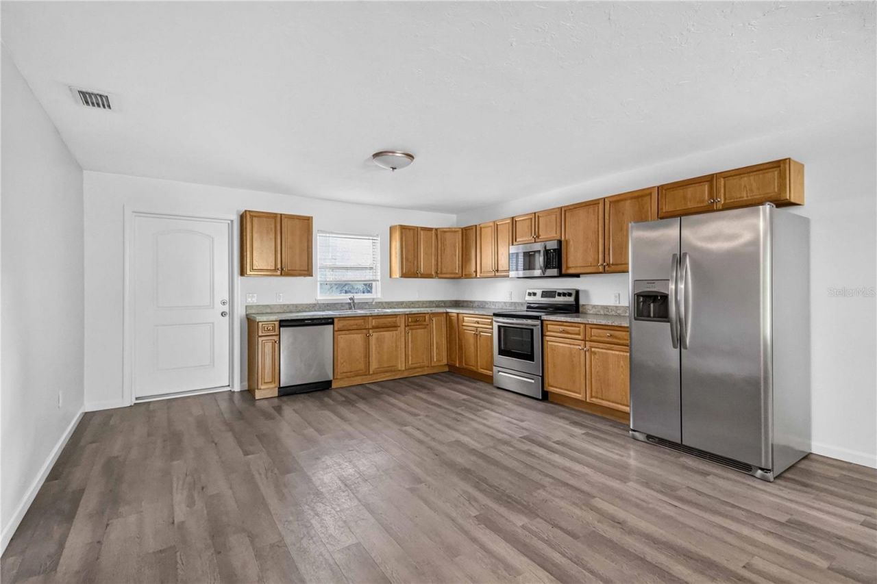 2311 54th Avenue Drive W, Bradenton, FL 34207 Photo