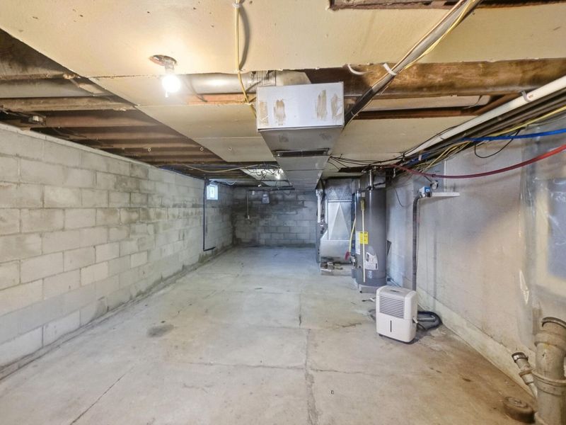 807 Court Street, Wapakoneta, OH 45895 Photo 16