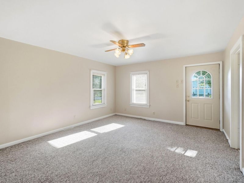 807 Court Street, Wapakoneta, OH 45895 Photo 5