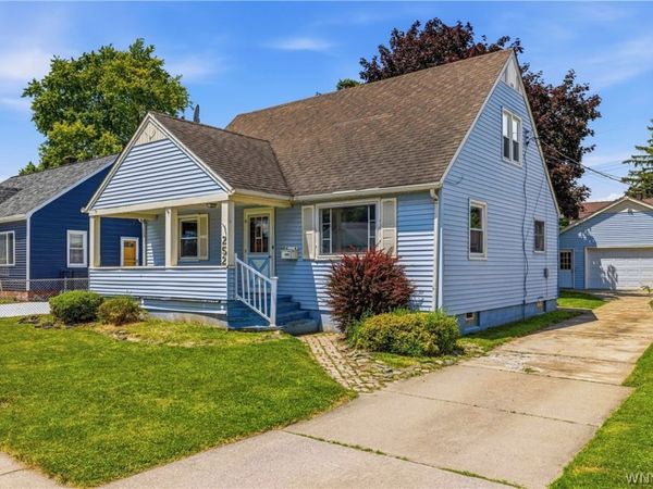 252 Edward Street , North Tonawanda, NY 14120