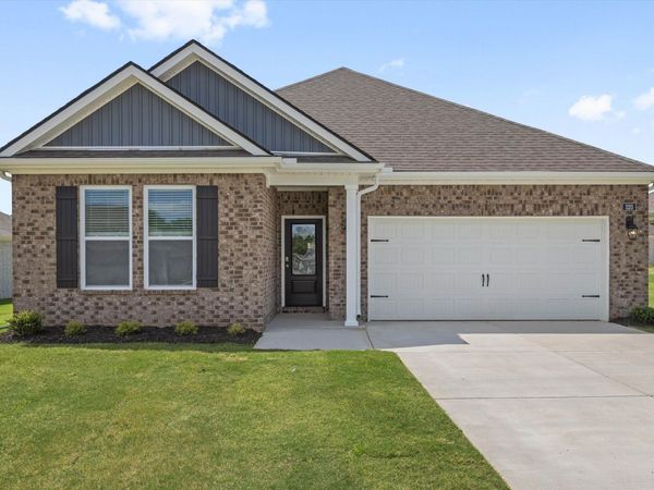 320 WINDEMERE LOOP, Oakland, TN 38060