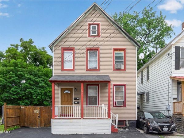 552 Mumford Street, Schenectady, NY 12307