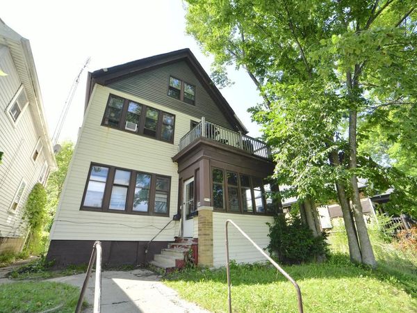 2917-2919 N 8th STREET, Milwaukee, WI 53206