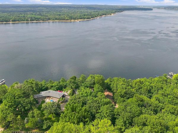 272 Cove Road, Hudson, WI 54016