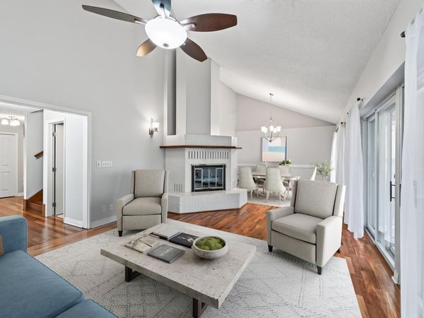 2420 Simpson Street, Roseville, MN 55113