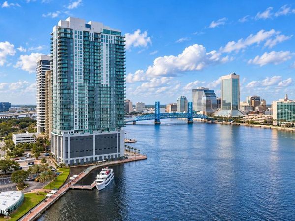 1431 RIVERPLACE Boulevard, Unit 1707, Jacksonville, FL 32207