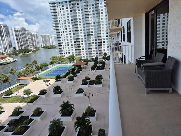 290 174th St , Unit 903, Sunny Isles Beach, FL 33160