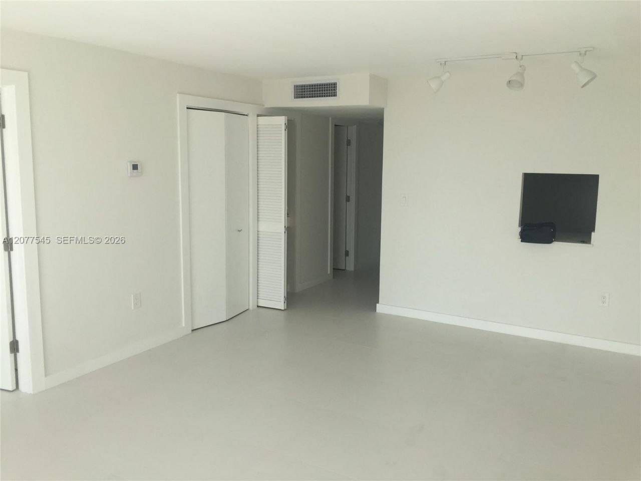 6900 Bay Dr , Unit 5A, Miami Beach, FL 33141 Photo