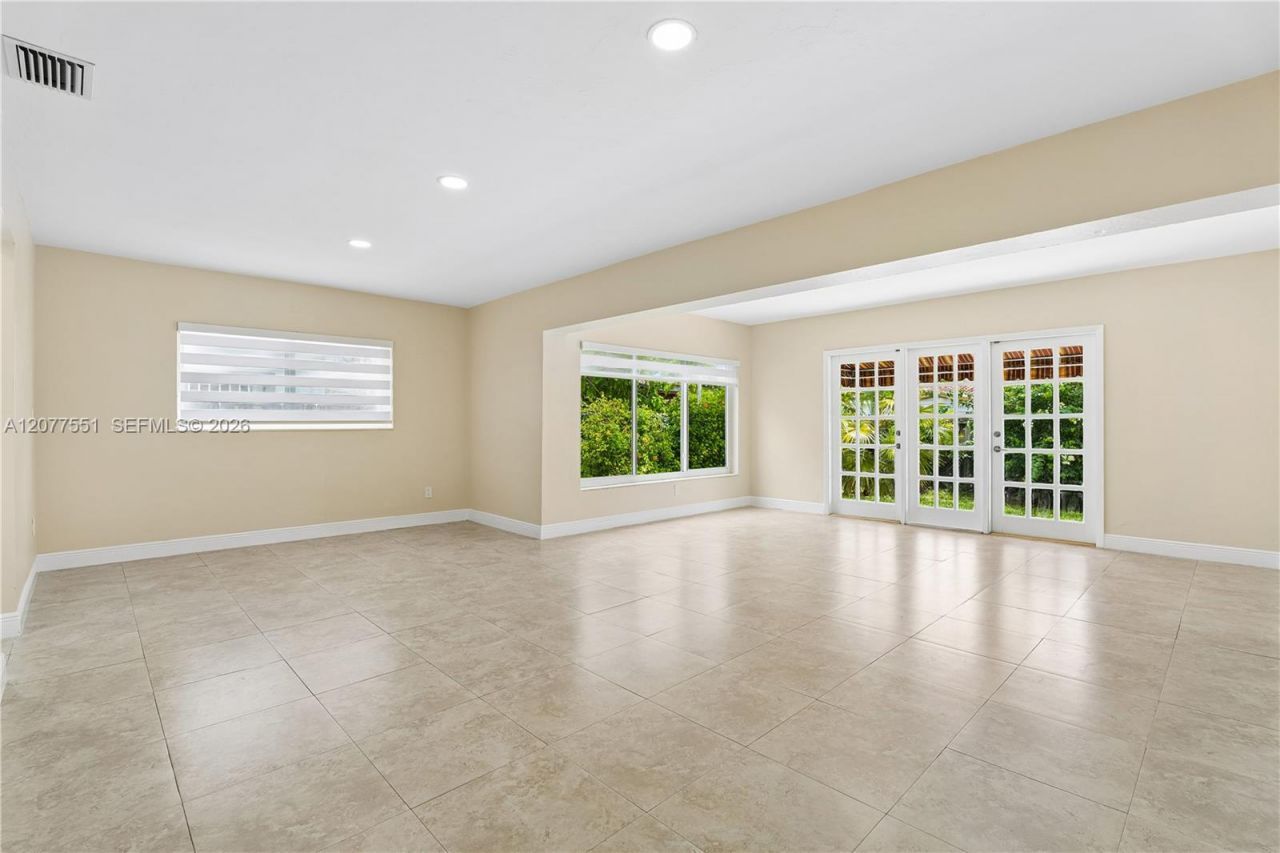 1435 SW 78th Ct , Miami, FL 33144 Photo