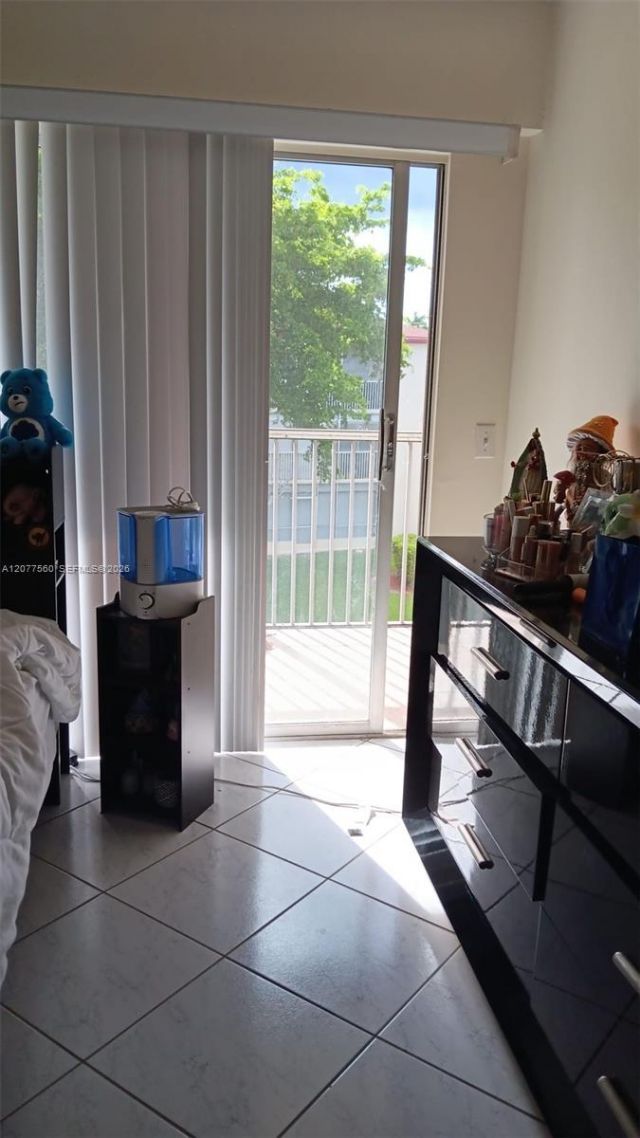 100 SW 132nd Way , Unit 310K, Pembroke Pines, FL 33027 Photo